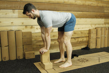 Load image into Gallery viewer, Man Flow Yoga™ Cork Yoga Block Set
